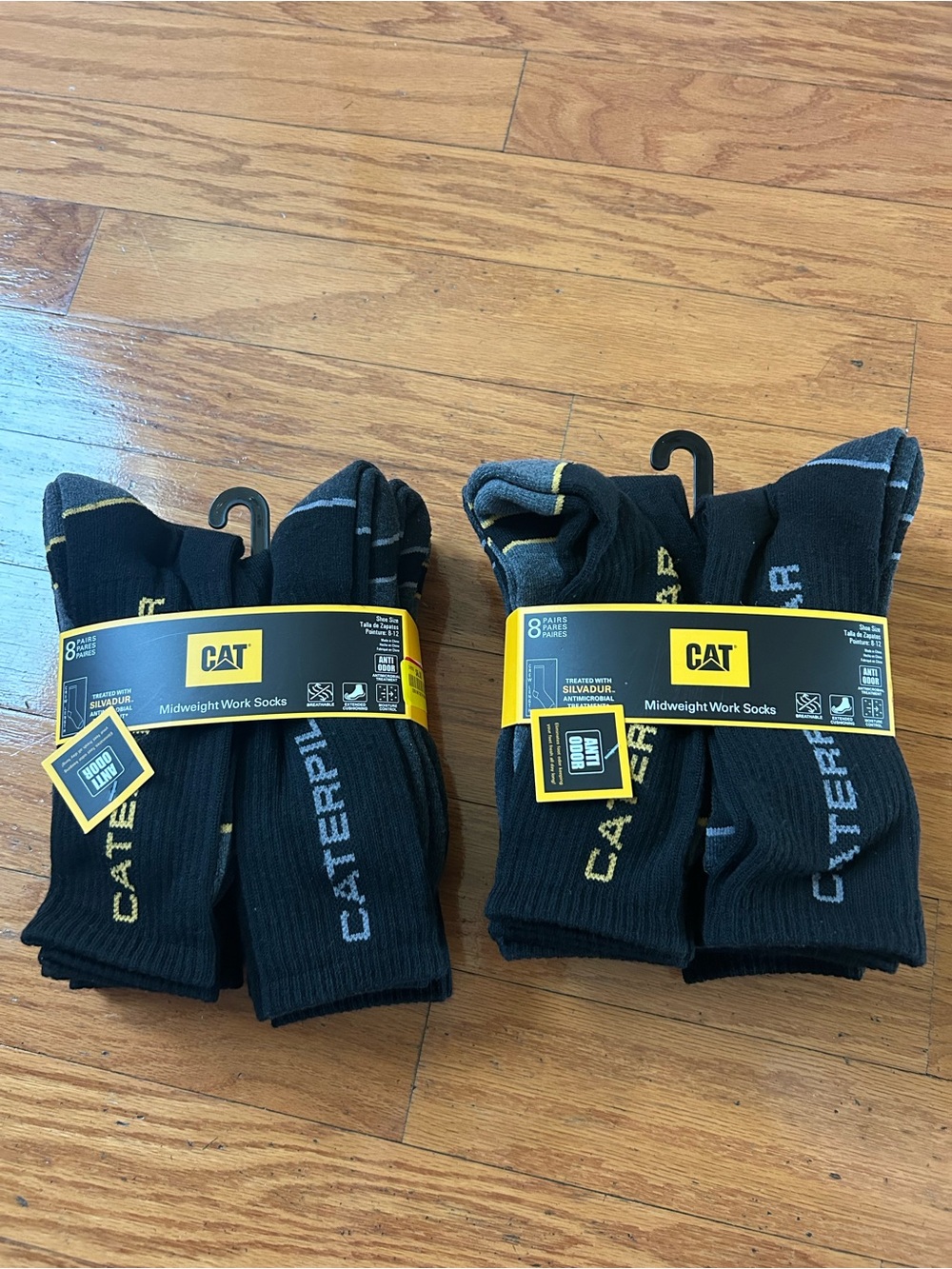 NWT CAT Midweight Men's Work Socks 16 packs